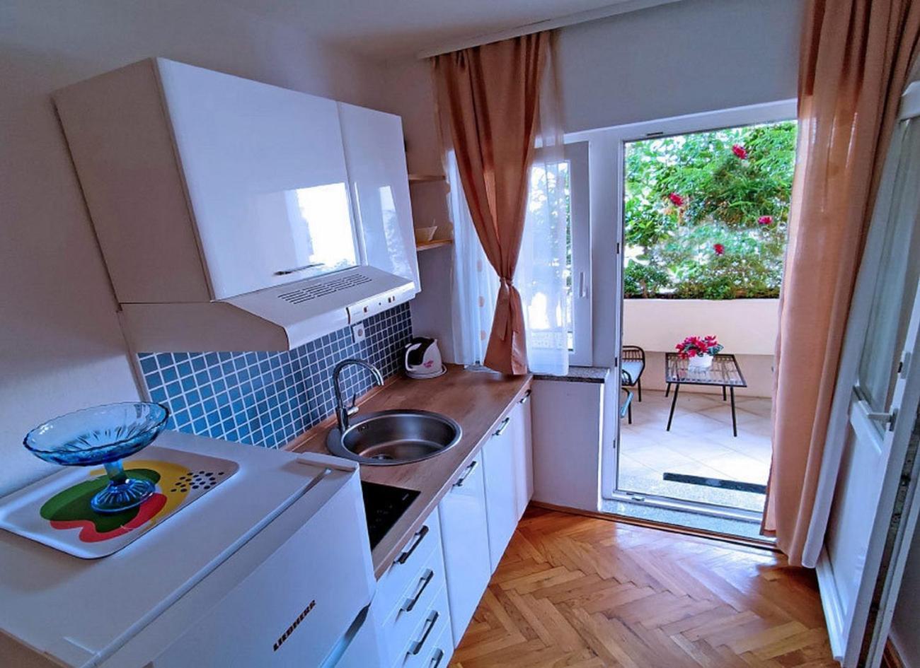 Apartments And Rooms By The Sea Tucepi, Makarska - 6058 חדר תמונה